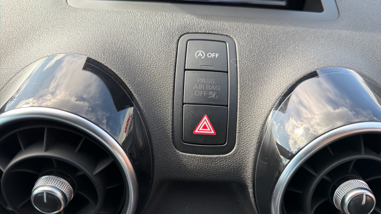 Audi A1 1.0 TFSI Sport Nav 5dr Petrol Hatchback